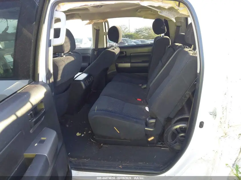 2010 TOYOTA TUNDRA SR5 5.7L V8