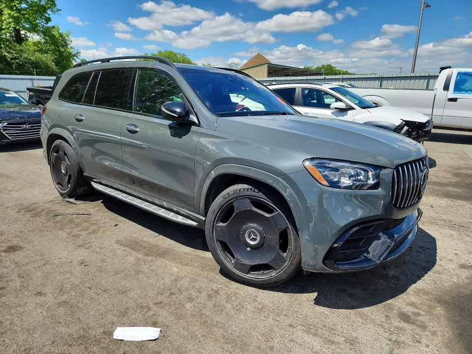 2026 MERCEDES-BENZ GLS 63 AMG 4MATIC  