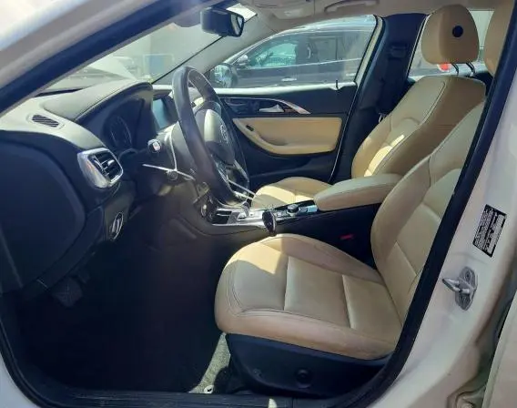 2018 INFINITI QX30 PREMIUM  