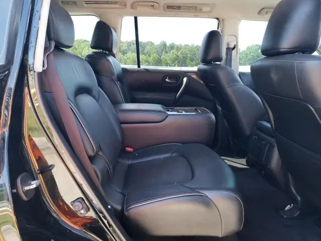 2016 INFINITI QX80   