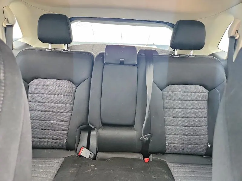 2021 FORD EDGE SE  