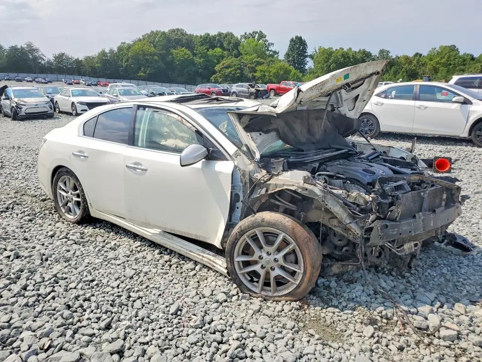 2014 NISSAN MAXIMA 3.5 S  