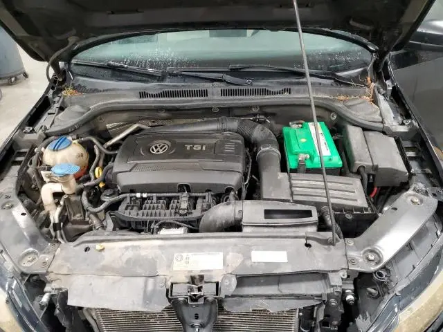 2016 VOLKSWAGEN JETTA SPORT  