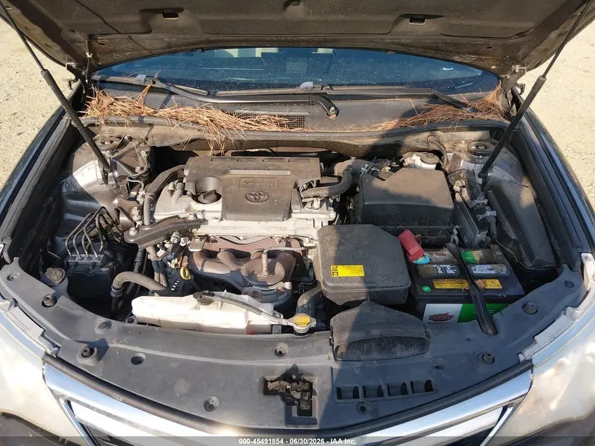 2013 TOYOTA CAMRY LE