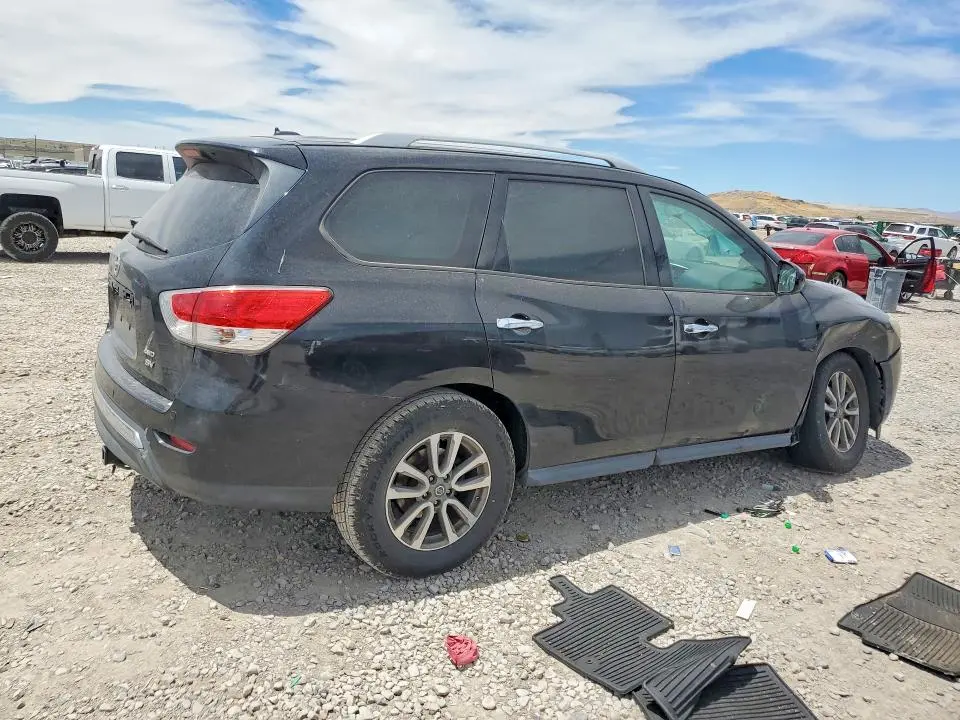 2014 NISSAN PATHFINDER SV  
