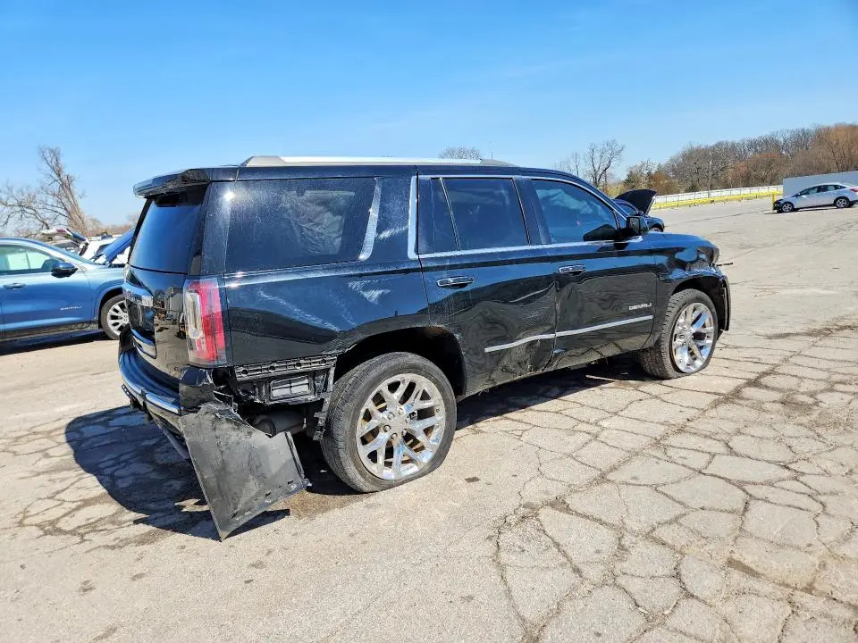 2016 GMC YUKON DENALI  