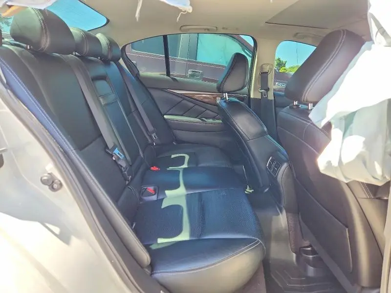 2016 INFINITI Q50 RED SPORT 400  