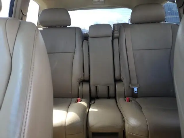 2010 TOYOTA HIGHLANDER LIMITED  
