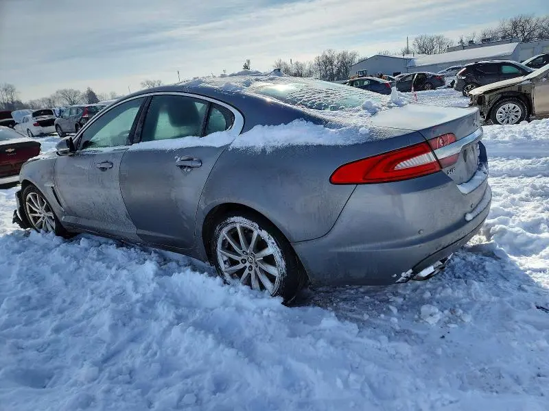 2013 JAGUAR XF   