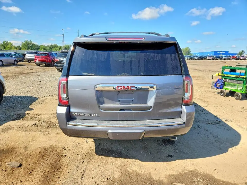 2018 GMC YUKON XL DENALI  