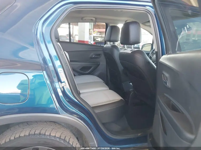 2020 CHEVROLET TRAX AWD LT