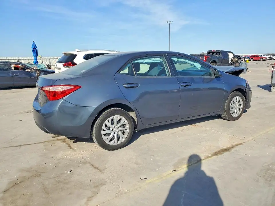 2019 TOYOTA COROLLA LE  