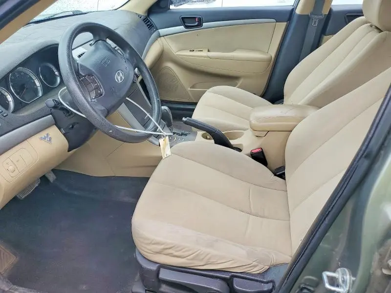 2010 HYUNDAI SONATA GLS  