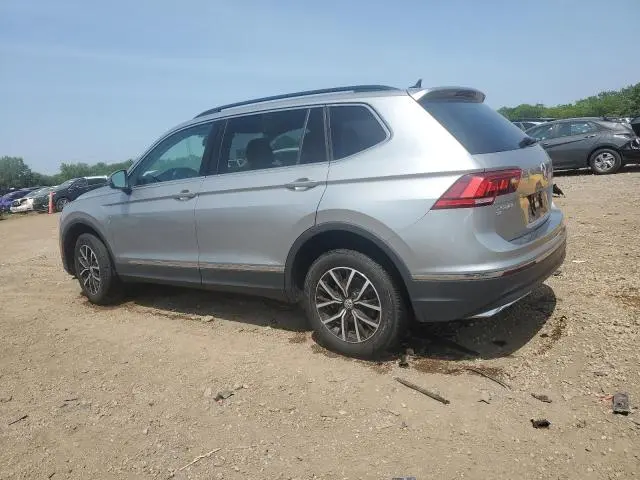 2021 VOLKSWAGEN TIGUAN SE  