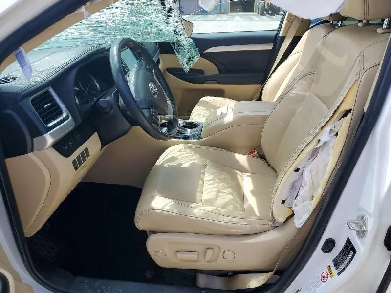 2018 TOYOTA HIGHLANDER XLE  