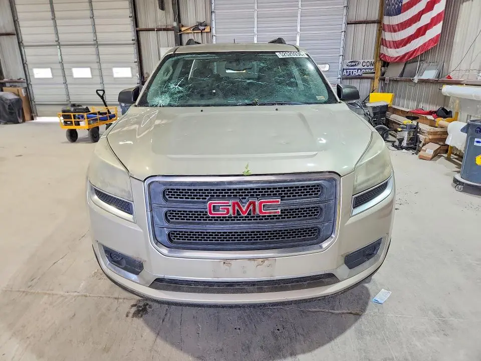 2013 GMC ACADIA SLE  