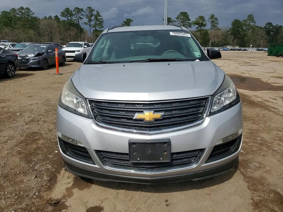 2015 CHEVROLET TRAVERSE LS  