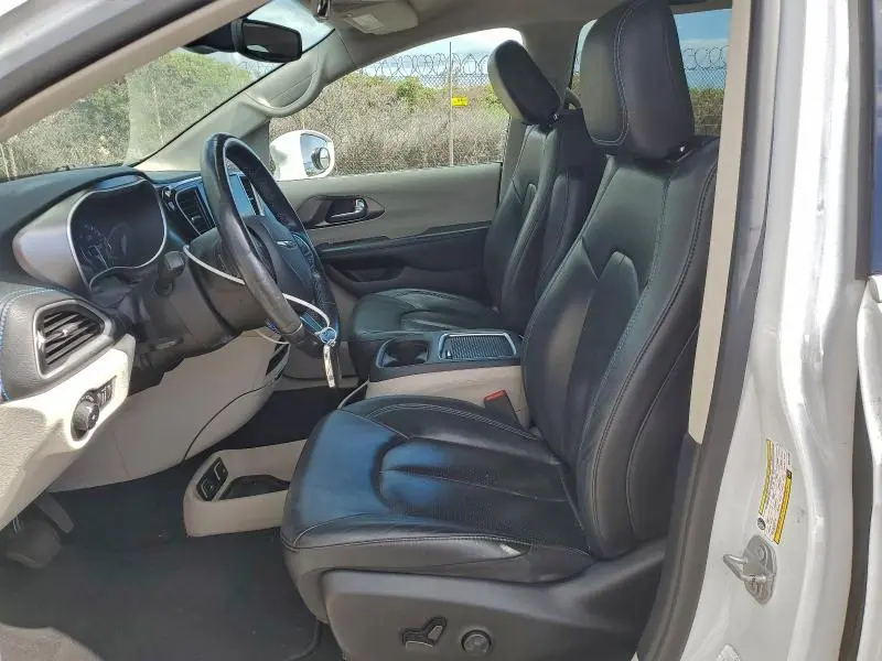 2021 CHRYSLER PACIFICA TOURING L  