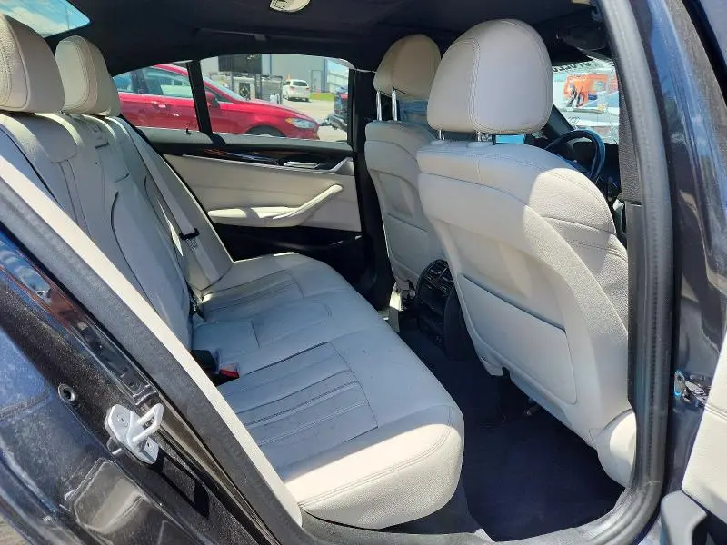 2021 BMW 530 XI  