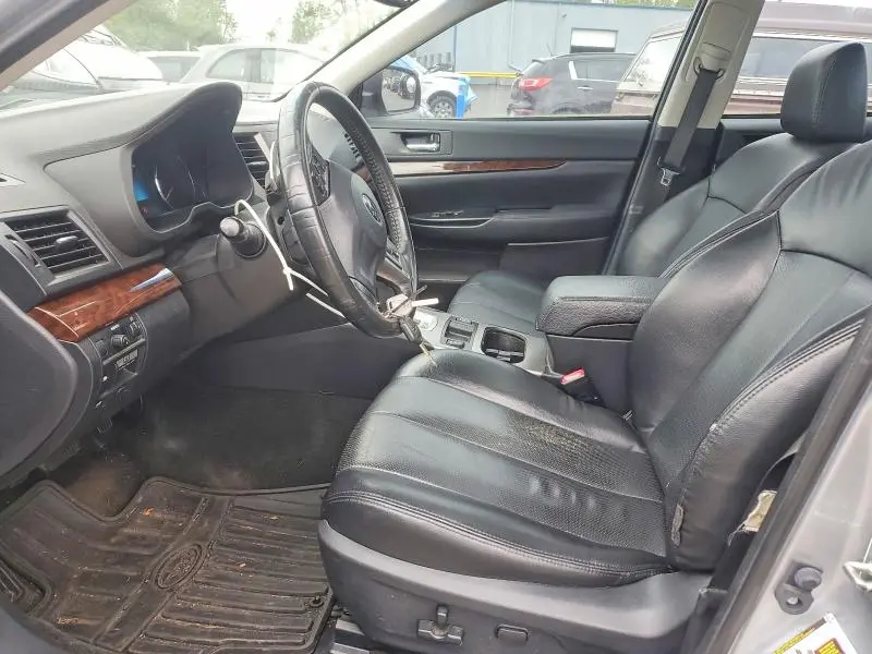 2013 SUBARU LEGACY 2.5I LIMITED  