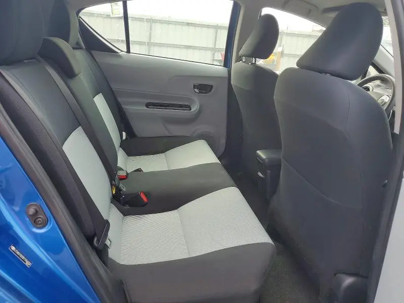 2013 TOYOTA PRIUS C TWO  