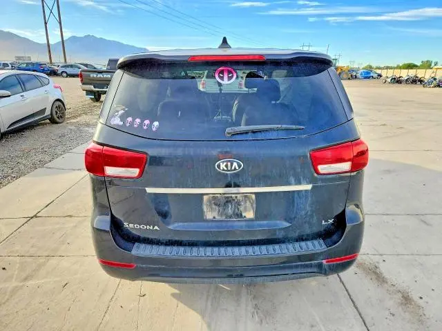 2017 KIA SEDONA LX  