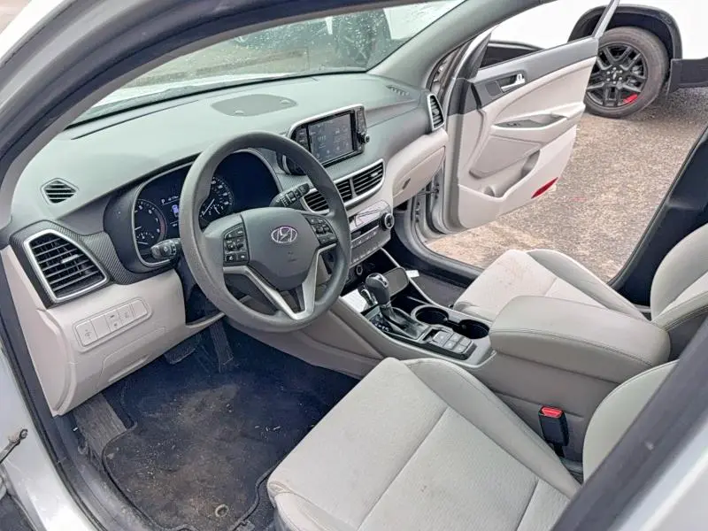 2019 HYUNDAI TUCSON SE  