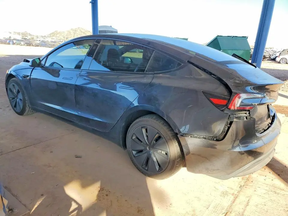 2025 TESLA MODEL 3   