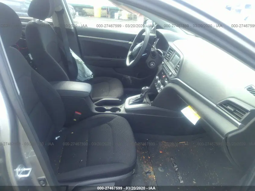 2020 HYUNDAI ELANTRA SE