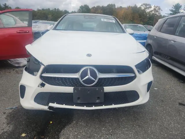 2019 MERCEDES-BENZ A 220 4MATIC  