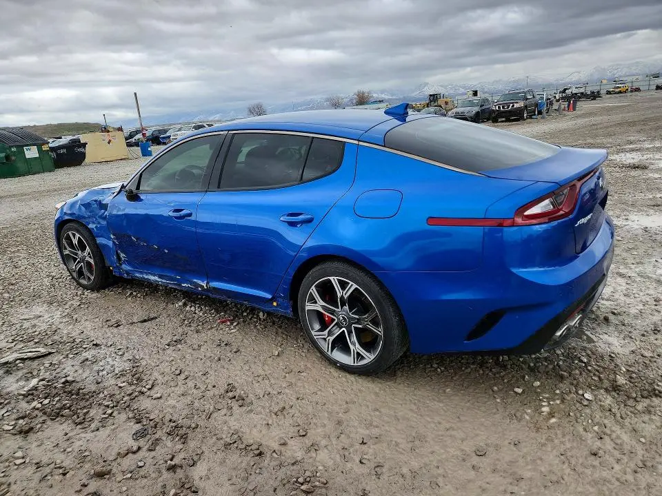 2019 KIA STINGER GT  