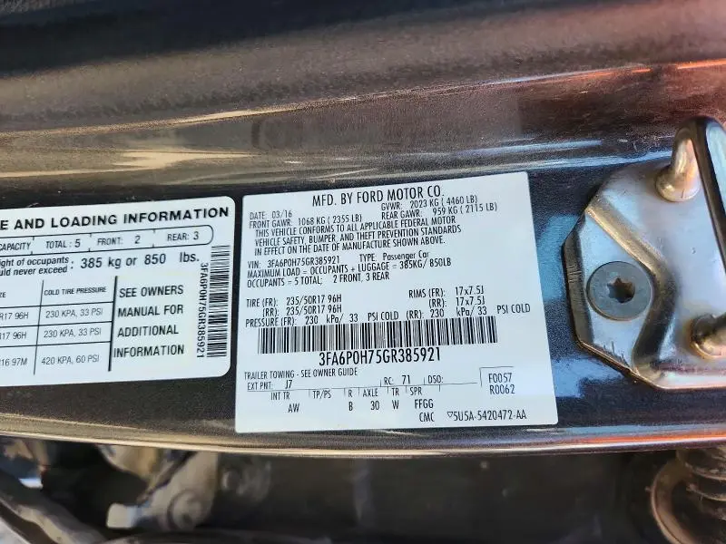 2016 FORD FUSION SE  