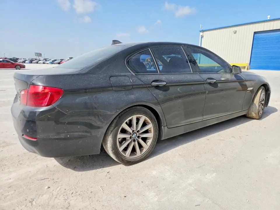 2012 BMW 528 XI  