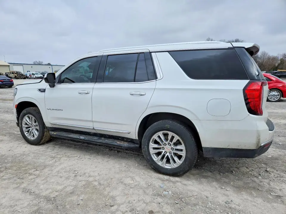 2023 GMC YUKON SLT  