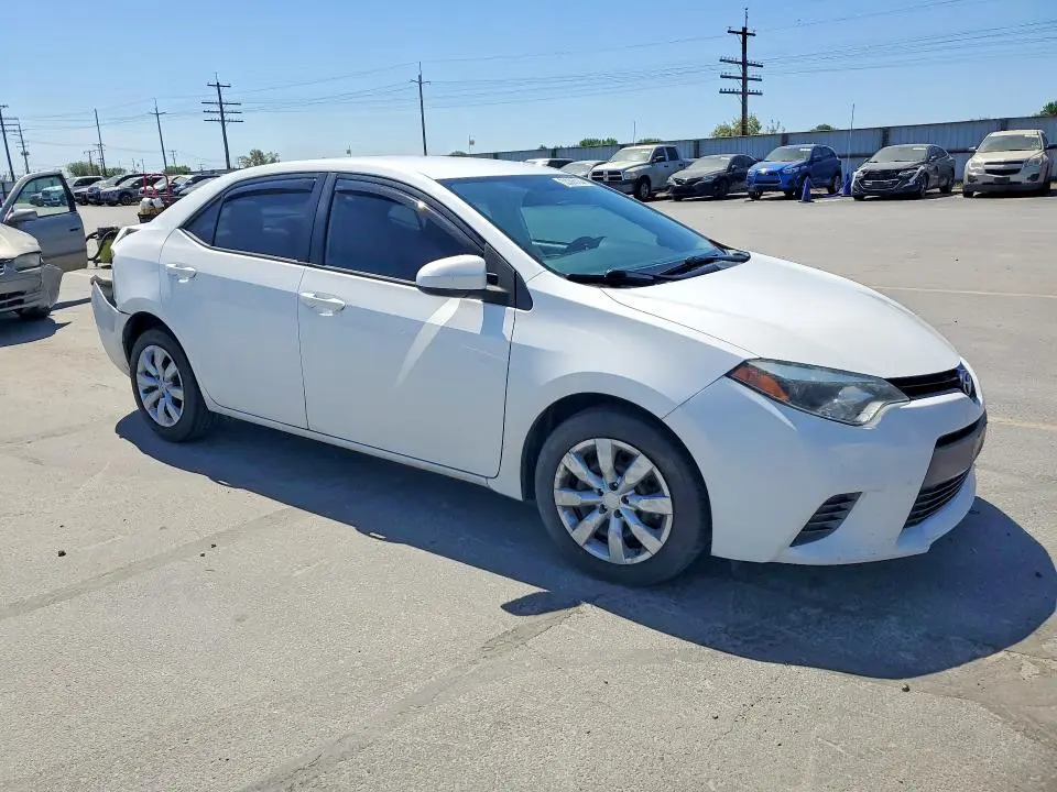 2016 TOYOTA COROLLA LE  