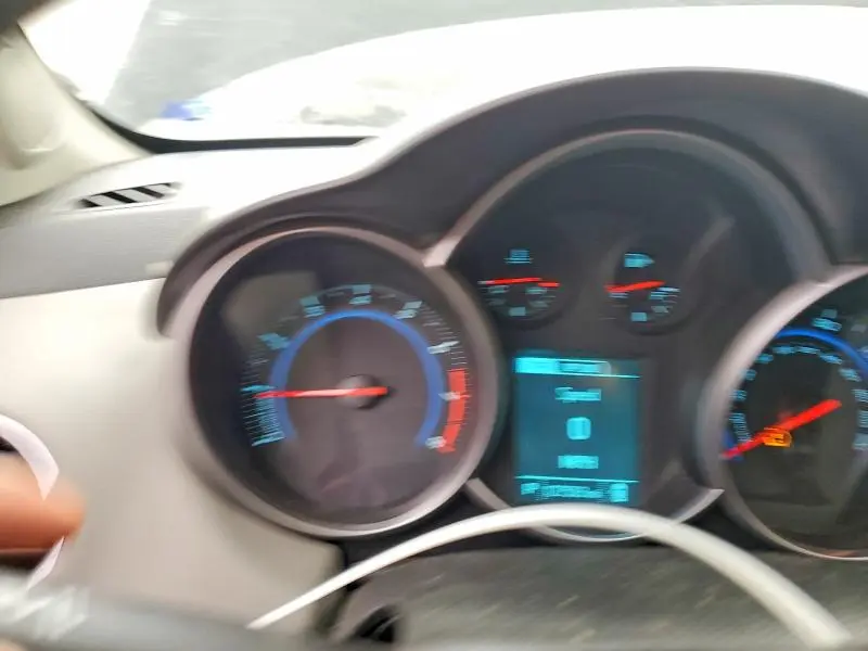 2013 CHEVROLET CRUZE LS  