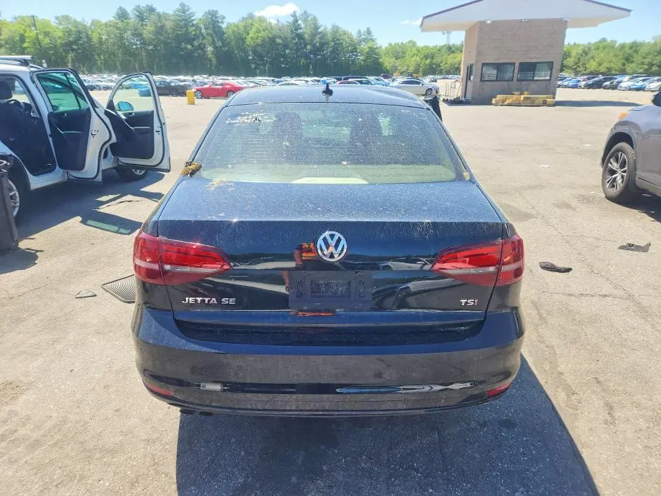 2017 VOLKSWAGEN JETTA SE  