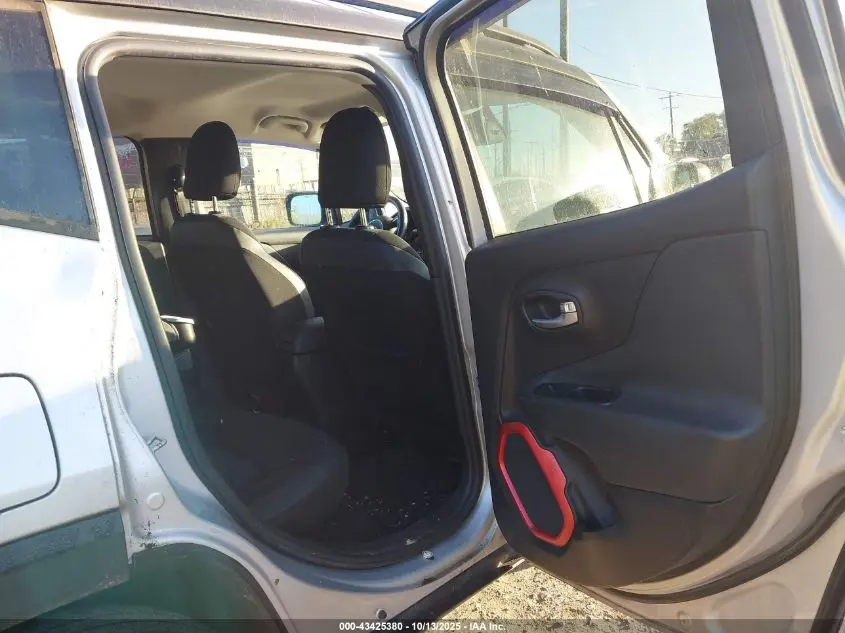 2015 JEEP RENEGADE TRAILHAWK