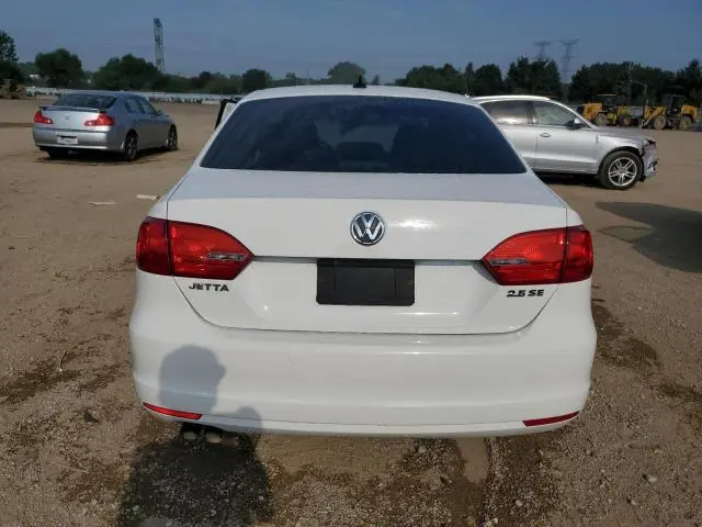 2011 VOLKSWAGEN JETTA SE  