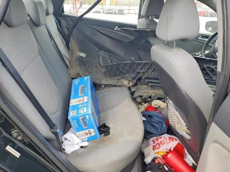 2012 HYUNDAI ACCENT GLS  