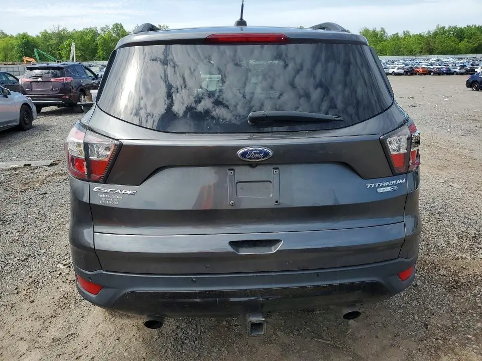 2017 FORD ESCAPE TITANIUM  