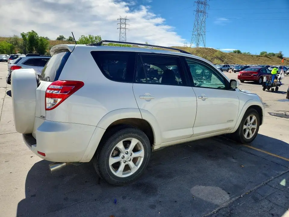 2011 TOYOTA RAV4 LIMITED  