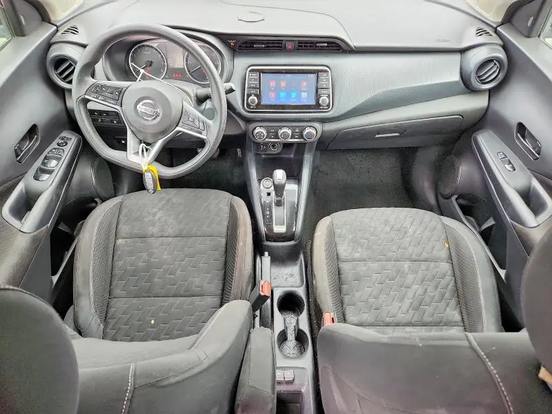 2021 NISSAN KICKS S  