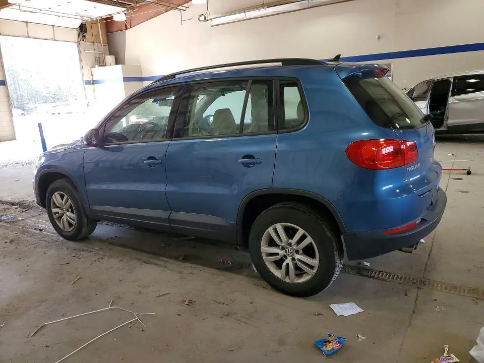 2017 VOLKSWAGEN TIGUAN S  