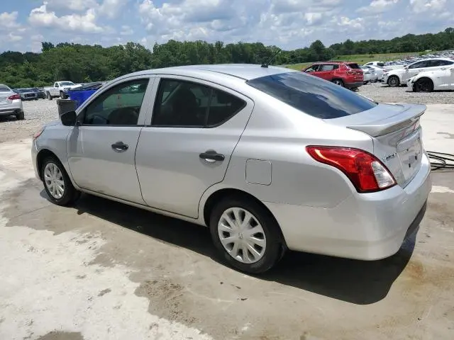 2019 NISSAN VERSA S  