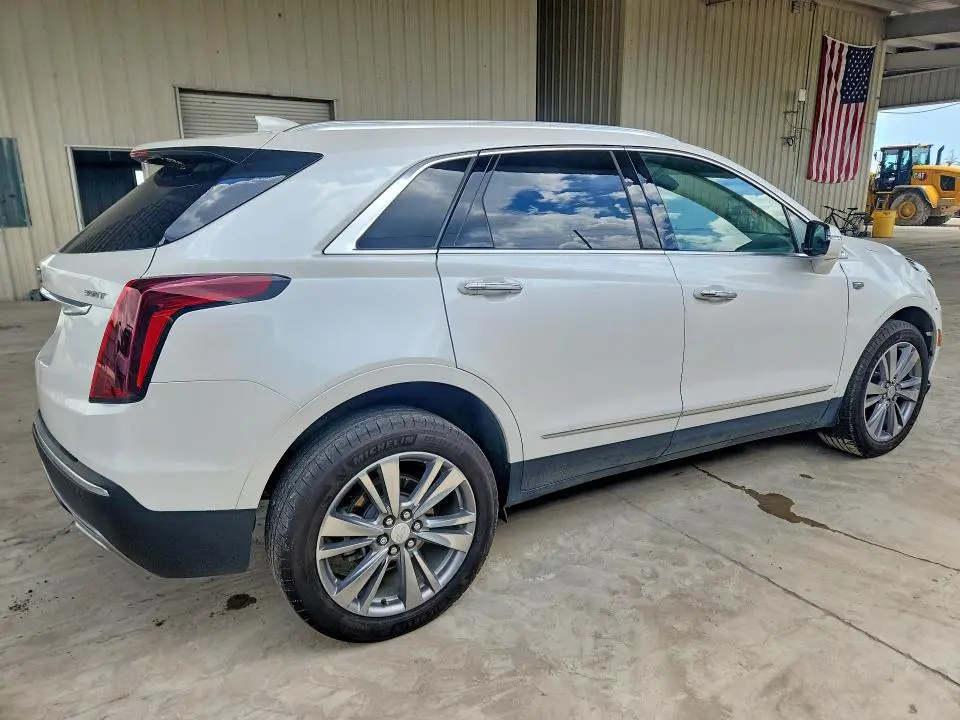 2024 CADILLAC XT5 PREMIUM LUXURY  
