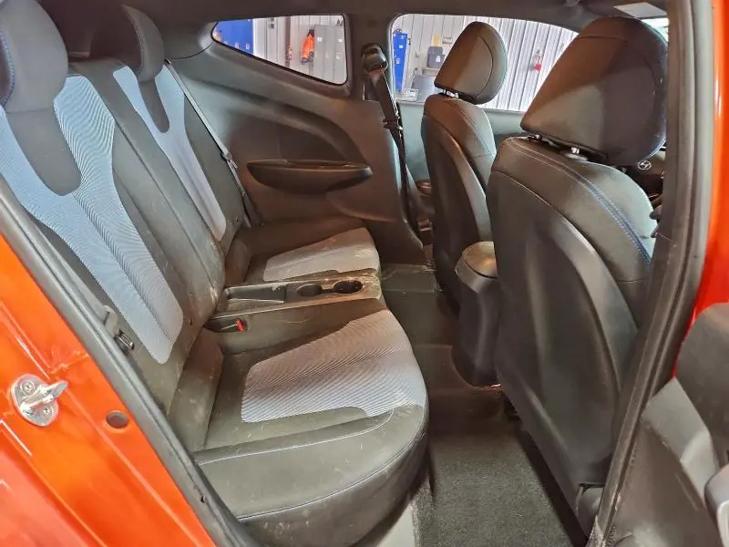 2020 HYUNDAI VELOSTER BASE  