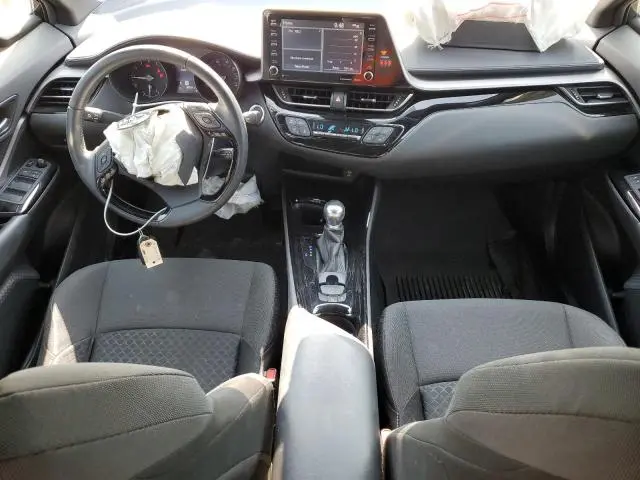 2021 TOYOTA C-HR XLE  