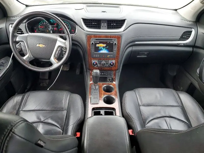 2013 CHEVROLET TRAVERSE LT  