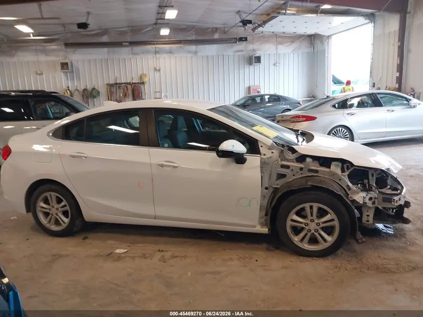 2018 CHEVROLET CRUZE LT AUTO